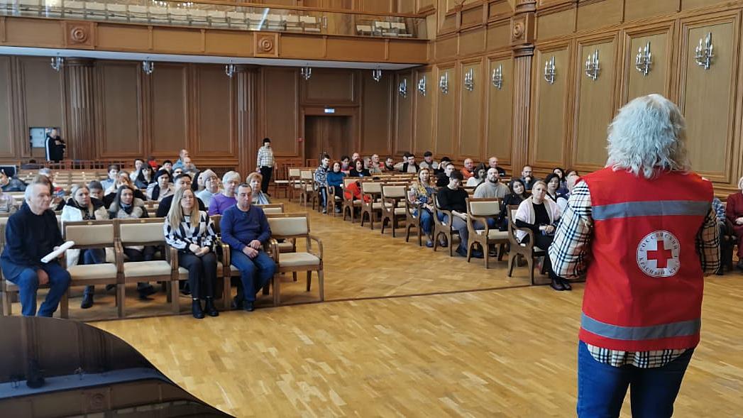 Для сотрудников «Пензаконцерта» провели мастер-класс по оказанию первой медицинской помощи Для сотрудников «Пензаконцерта» провели мастер-класс по оказанию первой медицинской помощи